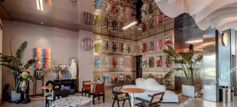 即至·DALI设计师酒店(大理高铁站洱海公园店)图片