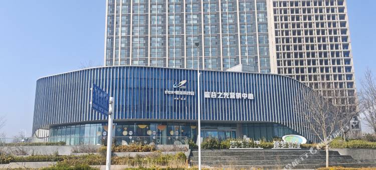 青禾海景酒店(青岛蓝色硅谷地铁站山东大学店)图片