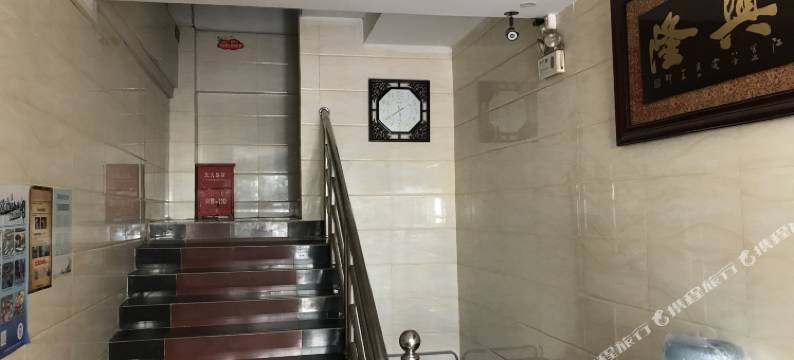 深圳新联华公寓(龙华汽车站店)图片