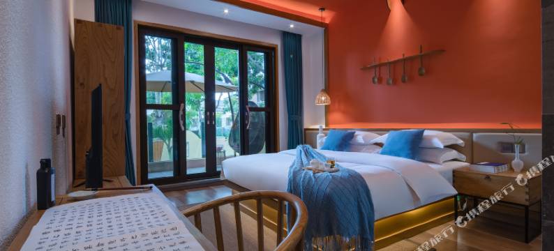 景洪·澜沧江畔Villas丨草木间度假民宿(江边夜市泼水广场店)图片