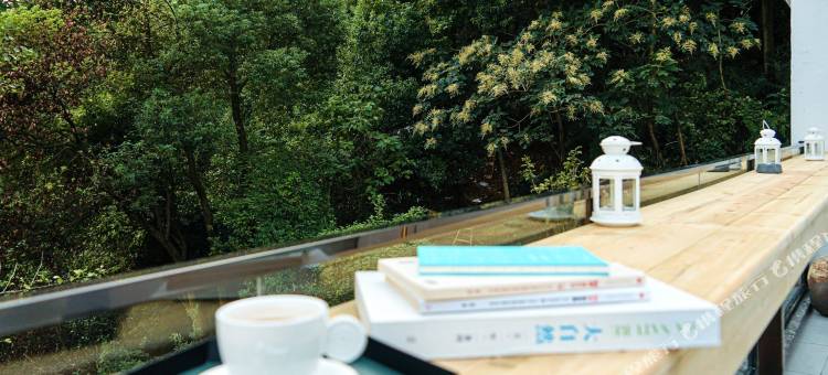 长沙鸟日子麓山别墅(岳麓山大学城店)图片