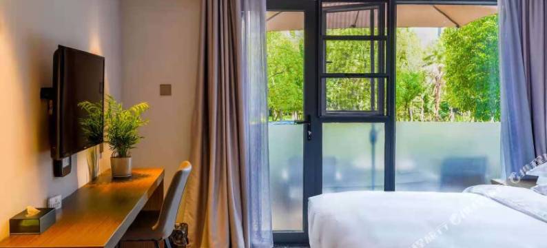 昆明小久河畔酒店(滇池风景区店)图片