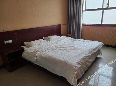 杞县水立方温泉商务会所    分(1条点评) 118起距离2公里立即预订