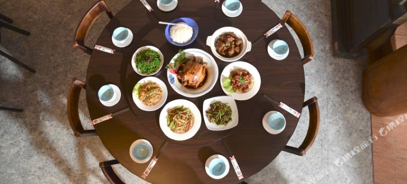 芳草古树花园民宿图片