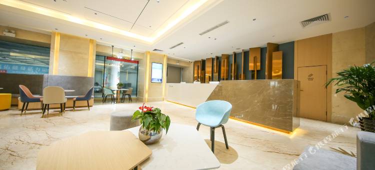 潮漫酒店(乌鲁木齐国际大巴扎中山路店)图片