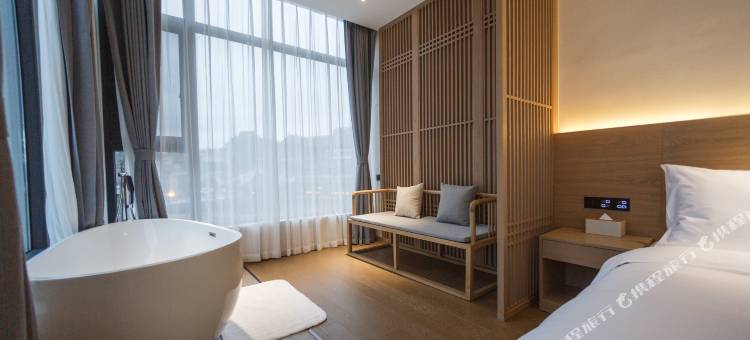 云漫漫高端度假酒店(靖西小城故事店)图片