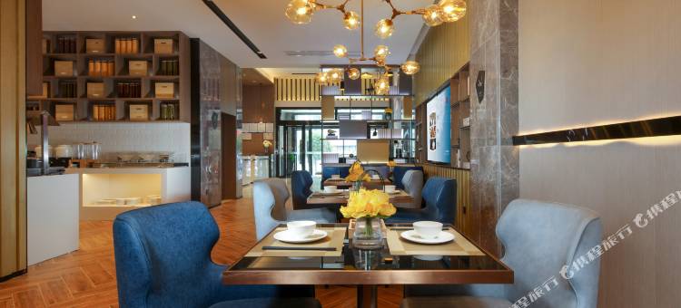 云栖汇酒店(成都大邑高铁站店)图片