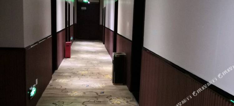 鹤壁高中快捷酒店图片