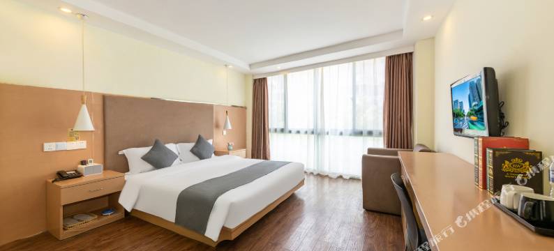 YuKi勇丞酒店(上海周浦万达广场步行街店)图片