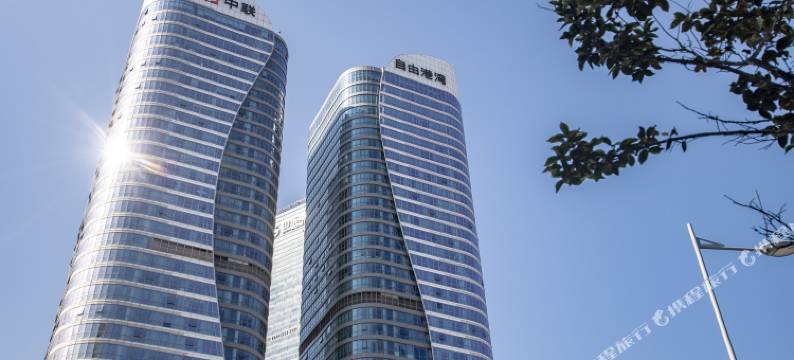 中联双子座海景酒店公寓(青岛火车站店)图片