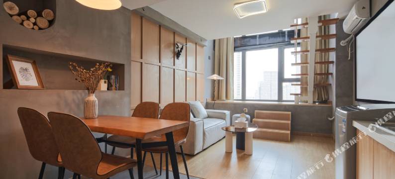 宅小猪LOFT设计师公寓(淮安金地中心万达广场店)图片