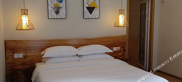 栾川播云山房民宿(铁路小镇店)图片