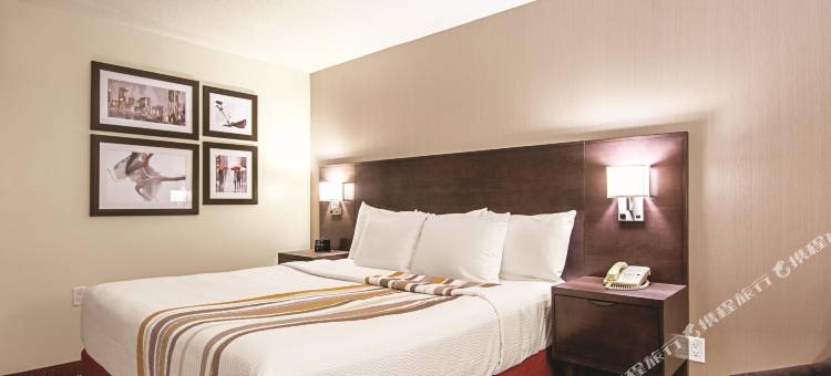 温哥华机场拉昆塔温德姆酒店(La Quinta Inn by Wyndham Vancouver Airport)图片