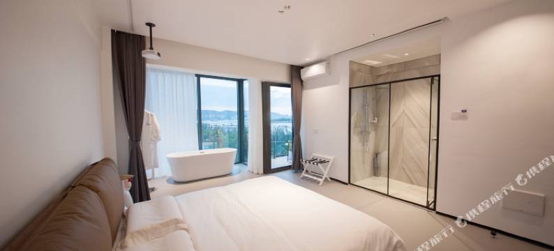 诚合礼海景民宿(三亚湾店)图片