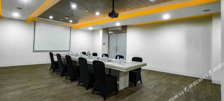 努沙杜瓦日出阿文图斯酒店(Sunrise Aventus Hotel Nusa Dua)图片