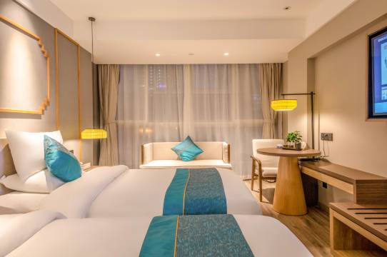 云上四季尚品(日喀则龙江中路店)