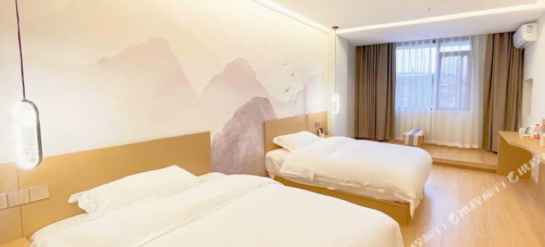 湖畔云上酒店(天全中医院店)图片