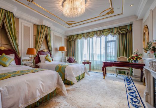 Yungang Jianguo Hotel Hotel Overview