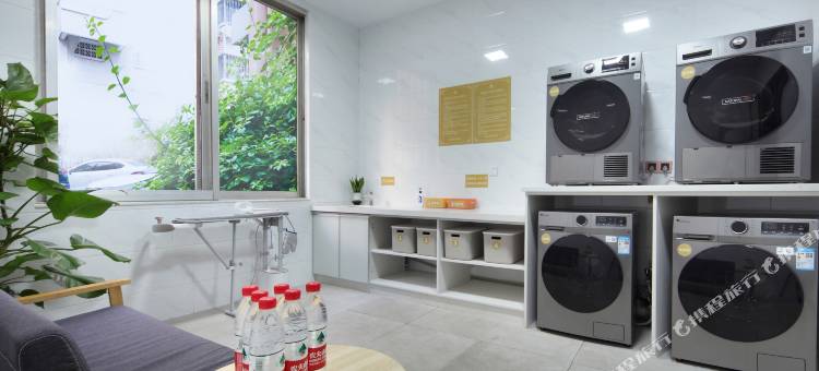 港舍·漫居酒店(桂林两江四湖象鼻山景区店)图片