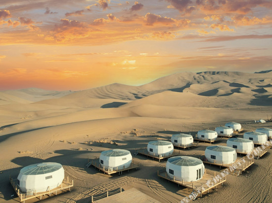 敦煌鸣沙山·野奢沙漠宿集
