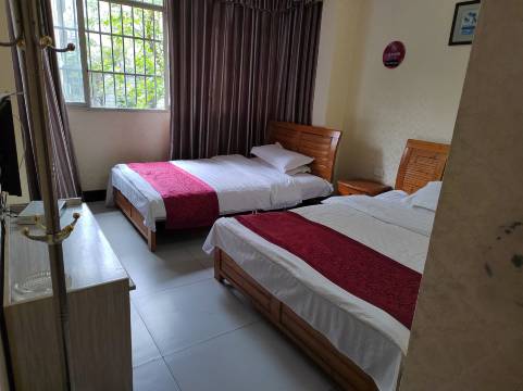 重庆国福宾馆(綦江高铁东站店)