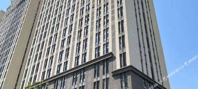 南精灵LOFT游戏影院民宿(淄博陶瓷琉璃馆店)图片