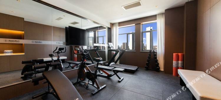 绚丽酒店(乌鲁木齐南站德汇万达广场店)图片