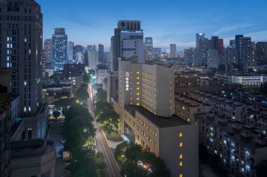 南京新街口王府大街亚朵酒店