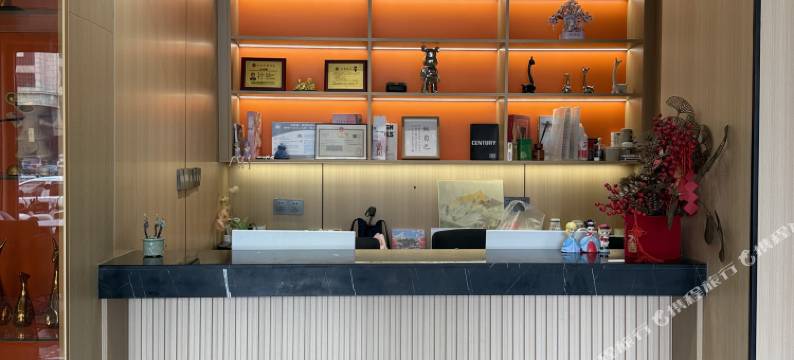 Homeplus公寓(武汉大学人民医院东院藏龙东街地铁站店)图片