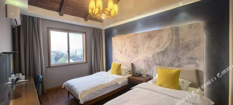 德清北岸主题酒店(新市古镇店)图片