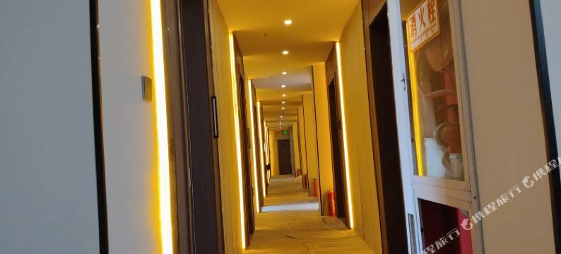 悦尚商务宾馆图片