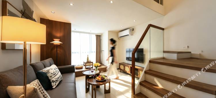 9号•早晨RiverViewAudioVisualKingRoomLOFT设计公寓(潮州湘桥店)图片