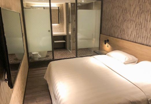 City Suites Taoyuan Station Hotel Overview