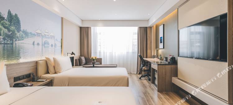 镇江火车站南徐大道亚朵酒店图片