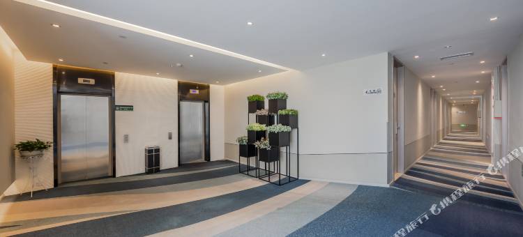 如家睿柏·云酒店(南京弘阳广场天润城地铁站)图片