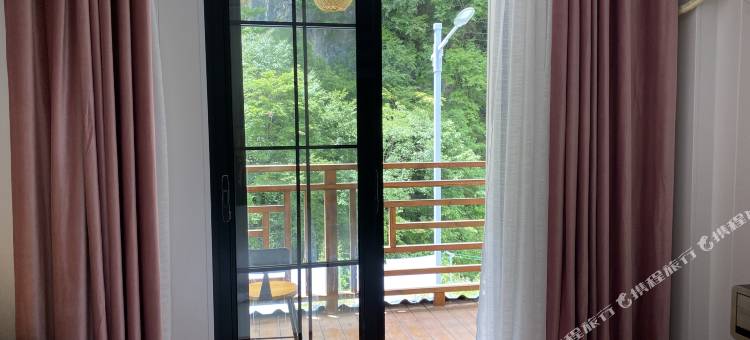 神农架朴野民宿图片