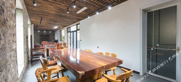 狼牙山镇鸿福楼民宿图片