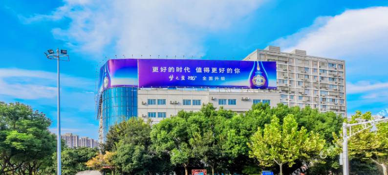 溧阳市富瑞居酒店(高铁站万达店)图片