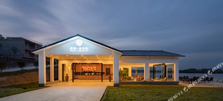 赤栖观湖语图片