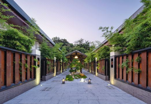 Shenzhen Shenlan Huating FanLu Seaside ResortHotel Overview