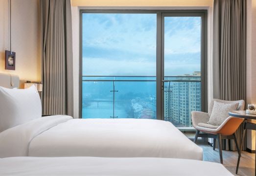 Boman HotelHotel Overview