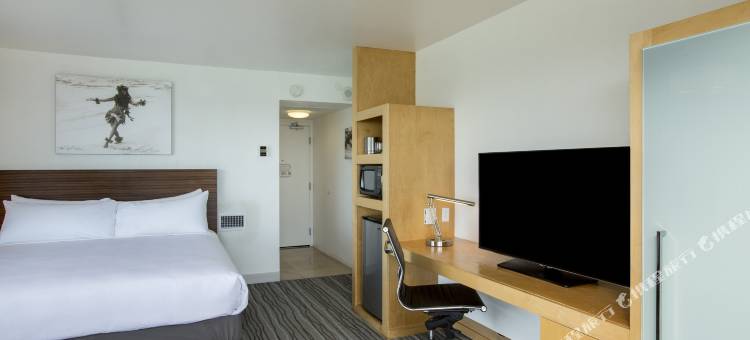 希尔顿逸林大纳尼洛亚大酒店(Grand Naniloa Hotel, a Doubletree by Hilton)图片