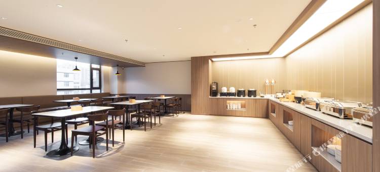 汉庭酒店(沈阳奥体中心彩霞街地铁站店)图片