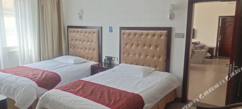 巴塘巴安印象酒店图片