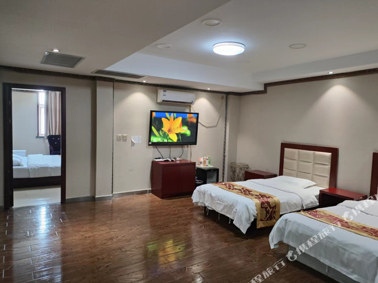 鑫柜商务酒店(石嘴山大武口步行街店)