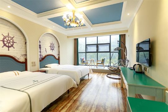 Old Hunter Hotel Hotel Overview