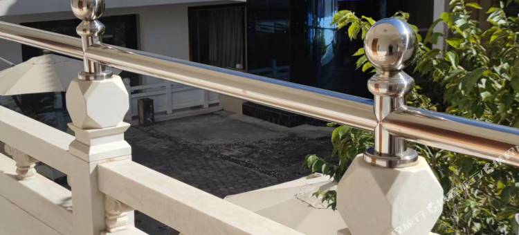 兰坪三江花园大酒店图片