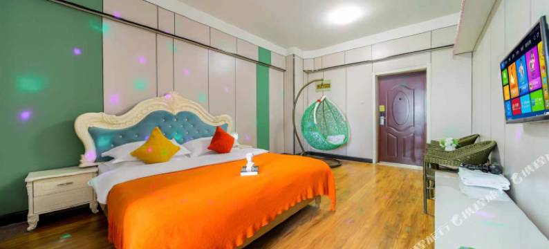 七夕酒店(郑州大学南路王胡砦地铁站店)图片