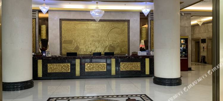 东萌大酒店(钦州万国广场高铁东站店)图片