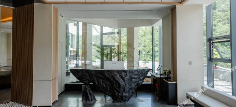 金寨春山溪谷民宿图片